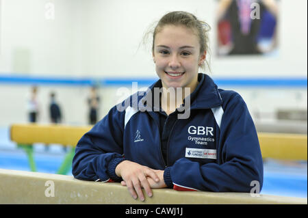 Medientag Lilleshall NSC britische Gymnastik. Squad-Mitglieder im Bild vor der Europameisterschaft für Frauen in Belgien 9.-13. Mai 2012. Ruby Harold Stockfoto