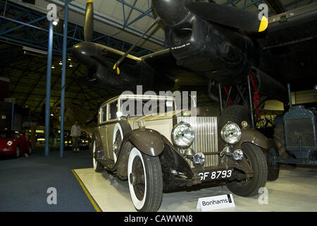 29. April 2012 - London, London, Vereinigtes Königreich - 1930 Rolls-Royce Phantom II in der Auktion von Bonhams in RAF Hendon North London Vereinigtes Königreich. Geschätzter Wert Â £52.000 ($89.500) Auktion Montag 2 Uhr GMT stattfinden (Credit-Bild: © Theodore Liasi/ZUMAPRESS.com) Stockfoto