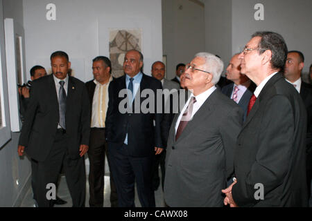 4. Januar 2008 - Tunesien, Tunesien - palästinensischen Präsidenten Mahmoud Abbas (Abu Mazen), Besuche das Bardo-Museum, das historische, in Tunesien, am 29. April 2012. Foto von Thaer Ganaim (Kredit-Bild: © Thaer Ganaim Apaimages/APA Images/ZUMAPRESS.com) Stockfoto