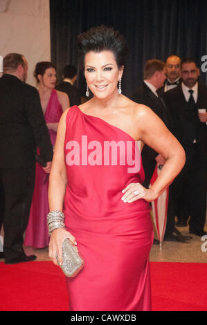 Kris Jenner besucht die 98. jährliche White House Correspondents' Association Dinner im Washington Hilton in Washington D.C. auf Samstag, 28. April 2012. Stockfoto