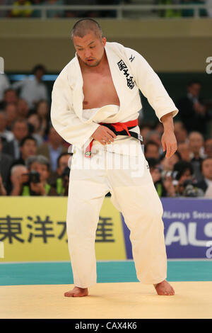 Keiji Suzuki (JPN), 29. April 2012 - Judo: 2012 All Japan Judo Championships, Halbfinale im Nihon Budokan, Tokio, Japan.  (Foto von Daiju Kitamura/AFLO SPORT) [1045] Stockfoto