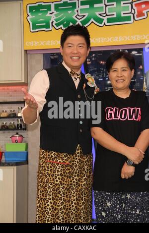 Alan Luo besucht ein Fernsehprogramm in Taipei, China auf Mittwoch, 2. Mai 2012. Stockfoto