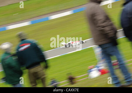 5. Mai 2012, Donington Park Racing Circuit, UK.  Die 1977 Chevron B35 von David Methley auf dem Donington historische Festival Stockfoto