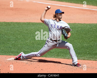 CLEVELAND, Ohio USA - Mai 6: Texas Rangers Krug Yu Darvish (11) Stellplätze gegen die Cleveland Indians in Progressive Field in Cleveland, Ohio, USA Sonntag, 6. Mai 2012 ab. Stockfoto