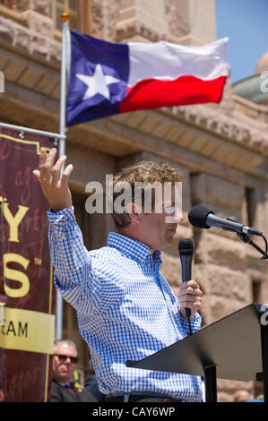 US-Senator Rand Paul von Kentucky, Sohn des Präsidentschaftskandidaten Ron Paul spricht bei einer Tea-Party-Kundgebung in Austin, Texas. Stockfoto