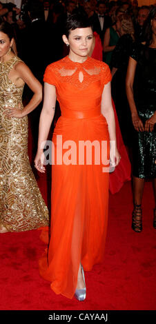 7. Mai 2012 - New York, New York, US - Schauspielerin GINNIFER GOODWIN besucht die "Schiaparelli und Prada: unmöglich Gespräche Costume Institute Gala anlässlich der. Metropolitan Museum of Art. (Bild Kredit: Nancy Kaszerman/ZUMAPRESS.com ©) Stockfoto