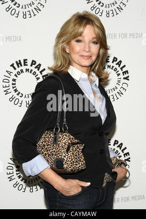 9. Mai 2012 - Los Angeles, Kalifornien, USA - Deidre Hall besucht An Evening with "Days of Our Lives'' am 9. Mai 2012 in The Paley Center for Media, Beverly Hills, CA, USA. (Kredit-Bild: © TLeopold/Globe Photos/ZUMAPRESS.com) Stockfoto