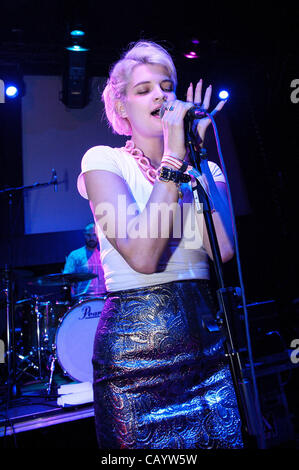 Violet spielt die spuken, Brighton am 10. Mai 2012 als Teil des The Great Escape Festival. Personen im Bild: Pixie Geldof. Bild von Julie Edwards/Alamy Live-Nachrichten Stockfoto