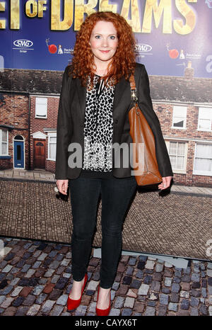 JENNIE MCALPINE Straße der Träume MUSICAL PREMIER MANCHESTER ARENA MANCHESTER ENGLAND 10. Mai 2012 Stockfoto