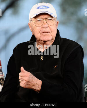 7. November 2008 in Las Vegas - Las Vegas, Nevada, USA - Auto Legion CARROLL SHELBY während der SEMA Automotive Aftermarket Show 2008 (Spezialität Equipment Markeet Association) anzeigen. (Kredit-Bild: © gen Blevins/ZUMA Press) Stockfoto