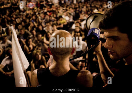 Spanien 15M Indignados Bewegung setzt neue Proteste auf seinen ersten Geburtstag. Madrid, Puerta del Sol Platz. 12.-13. Mai 2012 Stockfoto