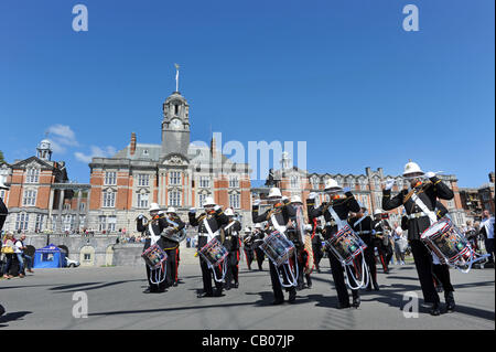 Die Dart-Musik-Festival in Dartmouth mit Band der Royal Marines in das Britannia Royal Naval College 13.05.12 Stockfoto