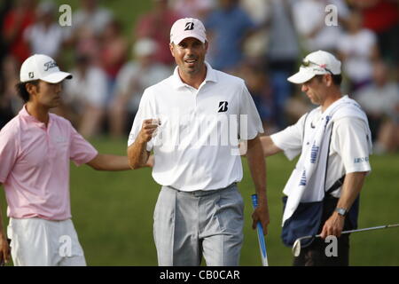 Den 13.05.2012. Sawgrass N Carolina USA.  Matt Kuchar erhöht seinen Vorsprung und verfestigt den Sieg nach dem 16. Loch während der Endrunde der The Players Championship am TPC Sawgrass in Ponte Vedra Beach, FL. Stockfoto