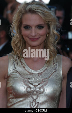 CANNES, Frankreich - 16. Mai: Französisches Modell Sarah Marshall nimmt an der Eröffnungsfeier... Stockfoto