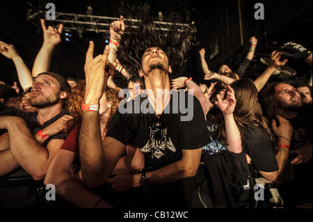 17. Mai 2012 - Toronto, Ontario, Kanada - schwedischen extreme-Metal-Band Meshuggah live gespielt am Sound Academy in Toronto. (Kredit-Bild: © Igor Vidyashev/ZUMAPRESS.com) Stockfoto