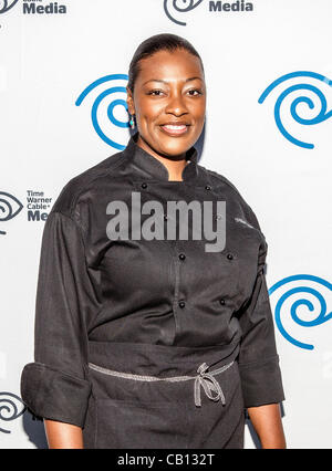 17. Mai 2012 statt - Arlington, Texas, USA - Tiffany Derry bei Time Warner Media Cabletime im Voraus Medien-Event im privaten sozialen Restaurant in Dallas, Texas. (Kredit-Bild: © Dan Wozniak/ZUMAPRESS.com) Stockfoto