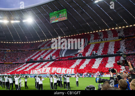 Fans (Bayern), 19. Mai 2012 - Fußball / Fußball: UEFA Champions League 2011-2012 Finale Match zwischen FC Bayern München 1-1 (PK 3-4) Chelsea am Stadion Allianz Arena in München, Deutschland. (Foto von Aicfoto) (ITALIEN) [0855] Stockfoto
