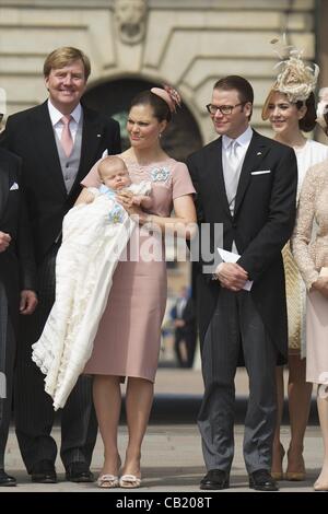 22. Mai 2012 - Stockholm, Schweden - Schwedens Kronprinzessin Victoria und Prinz Daniel Taufe ihrer Tochter, Prinzessin Estelle, an der königlichen Kapelle in Stockholm. Prinzessin Estelle ist an zweiter Stelle in der Thronfolge nach ihrer Mutter Kronprinzessin Victoria. Stockfoto