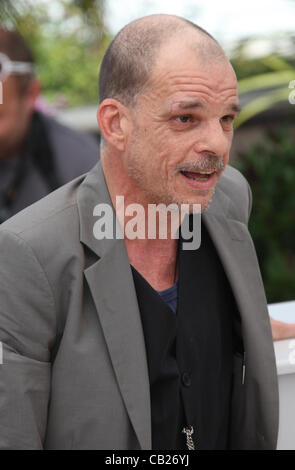 DENIS LAVANT HOLY MOTORS PHOTOCALL CANNES FILM FESTIVAL 2012 PALAIS DES FESTIVAL CANNES Frankreich 23 Mai 2012 Stockfoto