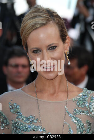 LADY VICTORIA HERVEY auf der Straße PREMIERE CANNES FILM FESTIVAL 2012 PALAIS DES FESTIVAL CANNES Frankreich 23 Mai 2012 Stockfoto