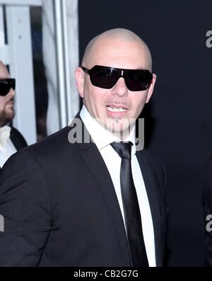 Pitbull im Ankunftsbereich für MEN IN BLACK 3 Premiere, Ziegfeld Theatre, New York, NY 23. Mai 2012. Foto von: Andres Otero/Everett Collection Stockfoto