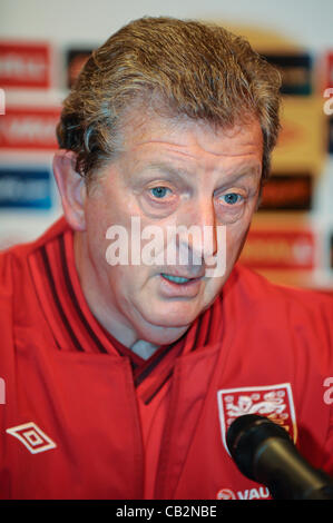 25.05.2012 Oslo, Norwegen internationale freundliche Spiel Norwegen im Vergleich zu England Pressekonferenz im Ullevaal-Stadion. Roy Hodgson England Manager im Rahmen einer Pressekonferenz. Stockfoto