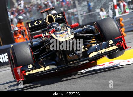 26.05.2012. Monaco, Monote Carlo.  Finnischer Formel1-Fahrer Kimi Räikkönen von Lotus steuert sein Auto durch eine Kurve im dritten Training an der F1 Rennstrecke von Monte Carlo, 26. Mai 2012. Der Grand Prix statt findet am 27. Mai. Stockfoto