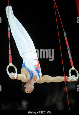 Europäische Gymnastik-Meisterschaften. Montpelier Frankreich. Herren Nationalmannschaft endgültig 26.5.12. Großbritannien nehmen die Goldmedaille vor Russland und Rumänien. Kristian Thomas in Aktion für GB Stockfoto