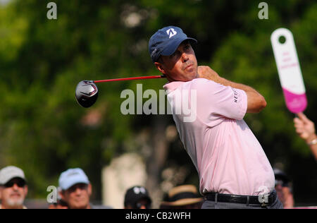 25. Mai 2012 - Fort Worth, Texas, USA - 25. Mai 2012. Ft. Worth, Tx USA. Matt Kuchar in der zweiten Runde des Crowne Plaza Invitational im Colonial am Freitag. (Kredit-Bild: © Ralph Lauer/ZUMAPRESS.com) Stockfoto