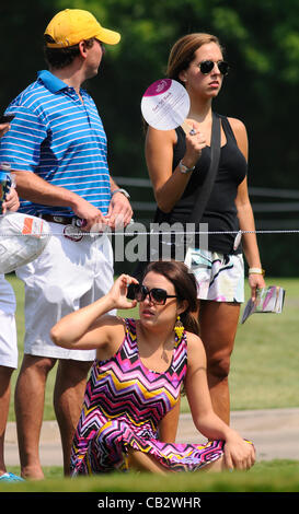 25. Mai 2012 - Fort Worth, Texas, USA - 25. Mai 2012. Ft. Worth, Tx USA. Fans in der zweiten Runde des Crowne Plaza Invitational im Colonial am Freitag. (Kredit-Bild: © Ralph Lauer/ZUMAPRESS.com) Stockfoto