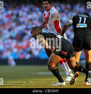 27.05.2012. Manchester, England. St Helens V Wigan Warriors. Wigan Warriors Neuseeland Scrum halb Thomas Leuluai in Aktion am Wochenende Stobart Super League Rugby Magie von Etihad Stadium Stockfoto