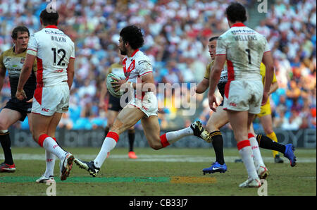 27.05.2012. Manchester, England. St Helens V Wigan Warriors. St Helens englischen Flügelspieler Ade Gardner in Aktion am Wochenende Stobart Super League Rugby Magie von Etihad Stadium Stockfoto