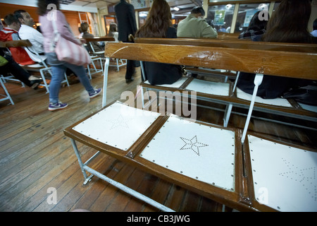 Sitzplätze auf der Star ferry Insel Hongkong, Sonderverwaltungsregion Hongkong, china Stockfoto