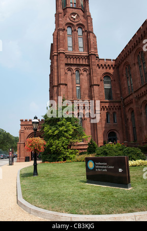 Schlosses Smithsonian Institut in Washington DC, Vereinigte Staaten von Amerika-USA Stockfoto