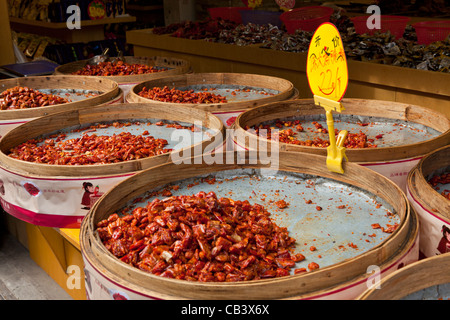 Sichuan getrocknete Paprika für den Verkauf in einem Markt Chengdu Sichuan Provinz VR China, Volksrepublik China, Asien Stockfoto