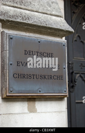 Typenschild für die Deutsche Evangelische Christuskirche, Deutsche Evangelische Kirche, Knightsbridge, London, england Stockfoto