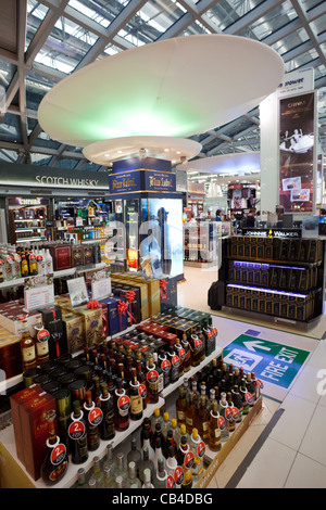 Thailand, Bangkok, Flughafen Suwannaphum, Duty Free Shops Stockfoto