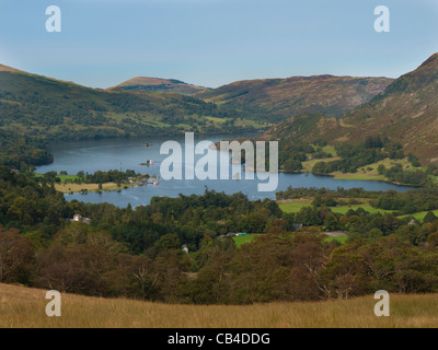 Die Aussicht Richtung Norden oben Ullswater See vom Glenamara Park auf dem Weg nach unten von Birks fiel und St Sunday Crag Stockfoto