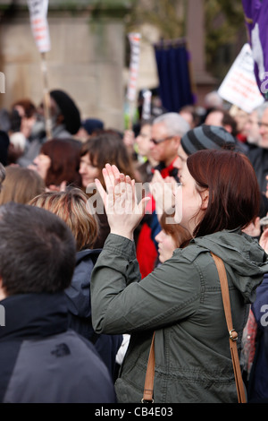 Demonstration gegen Birmingham City Council Stellenabbau. Die im Zentrum Stadt im Februar 2011 stattfand. Stockfoto