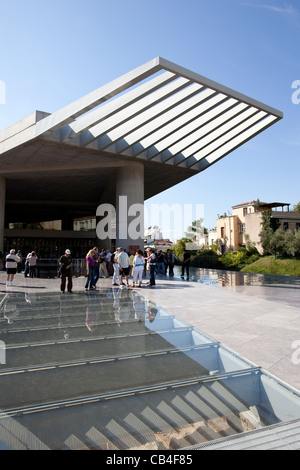 Antike Athen ergab unter dem neuen Akropolis-Museum, entworfen von dem Architekten Bernard Tschumi Athens Greece. Foto: Jeff Gilbert Stockfoto