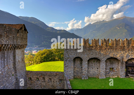 Montebello Schloss in Bellinzona, Tessin, Schweiz, UNESCO-Weltkulturerbe Stockfoto