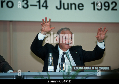 UN-Konferenz über Umwelt und Entwicklung, Rio De Janeiro, Brasilien, 3. bis 14. Juni 1992. Generalsekretär der Konferenz Maurice Strong. Stockfoto