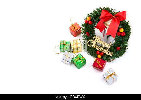 Adventskranz mit Geschenk-Boxen für die Dekoration Stockfoto