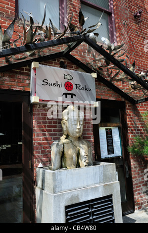 Vorderseite des Sushi Roku Restaurant im Old Pasadena Stockfoto