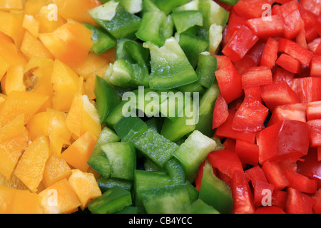 gelb, grün und rot schneiden Paprika Stockfoto