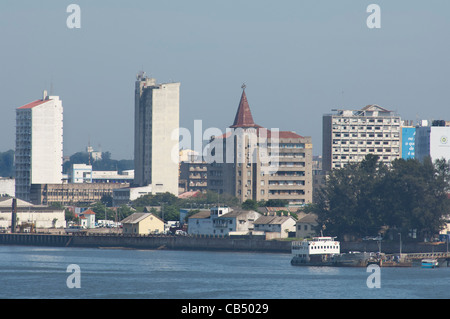 Afrika, Mosambik Maputo. Indischen Ozean Aussicht auf die Hauptstadt Maputo City von Maputo-Bucht. Stockfoto