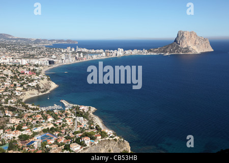 Blick auf Mittelmeer resort Calpe, Costa Blanca Spanien Stockfoto