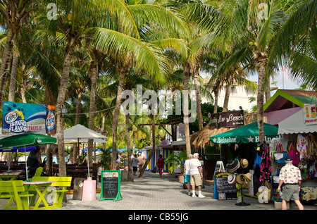 St. Maarten Philipsburg Front Street Touristen einkaufen Stockfoto