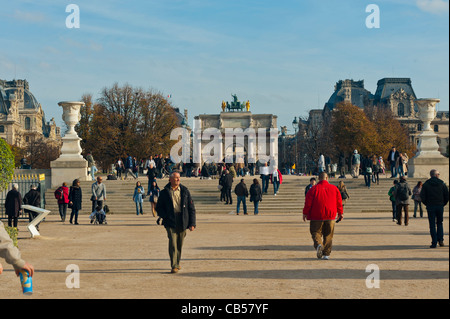 Paris, Frankreich, Szenen, Parks die Tuilerien (Französisch: Jardin des Tuileries) ist ein öffentlicher Garten zwischen dem Louvre und dem Place de la Concorde „Grand Carré“ Stockfoto