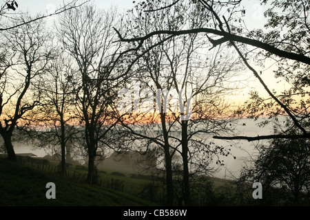 Abenddämmerung in Vezelay Stockfoto